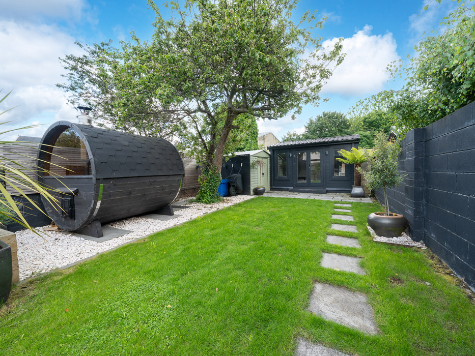 Fully renovated Dublin 8 three-bed seeking €595k 9 108 Tyrconnell Park 3