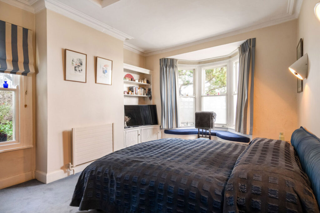 This is what it costs to live beside the Forty Foot in Sandycove 7 229 HR 11