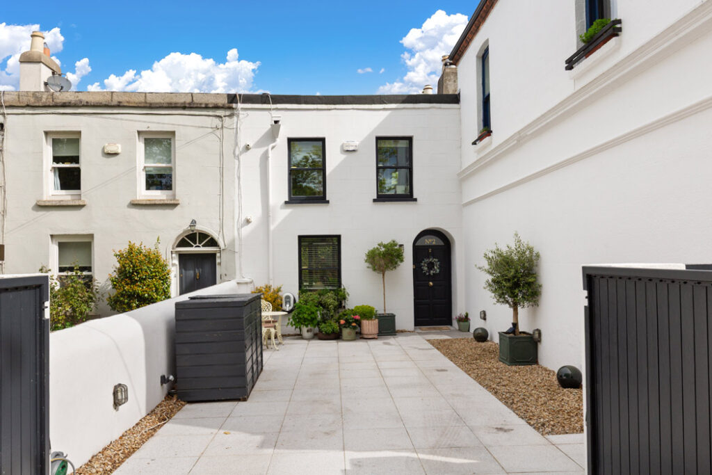 Dublin 8 Victorian-era house with a cool contemporary interior 1 Dublin 8