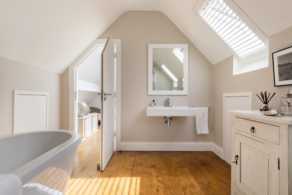 Bathrooom 2