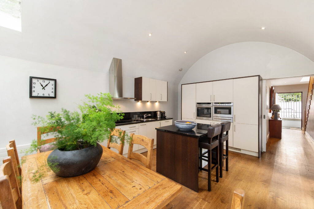 Breakfast Kitchen 1