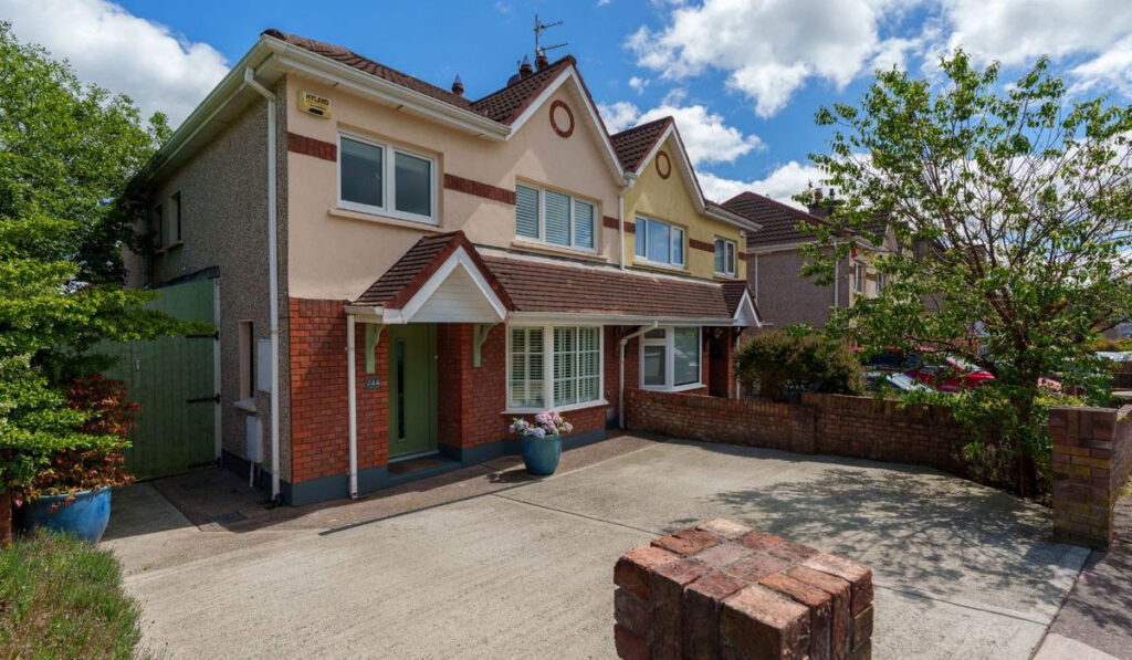 Frankfield Exterior
