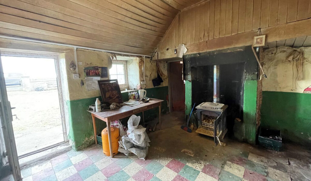 Cottages to covet in the city, suburbs and wilds of the countryside from €80k 18 Galway Interior