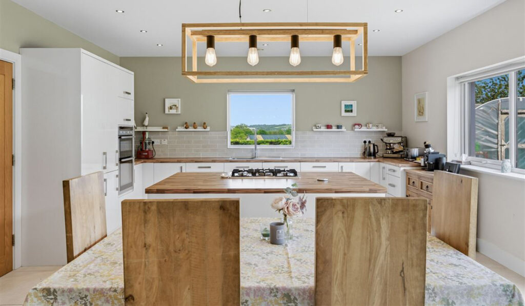 Cottages to covet in the city, suburbs and wilds of the countryside from €80k 4 Kilkenny Kitchen 2