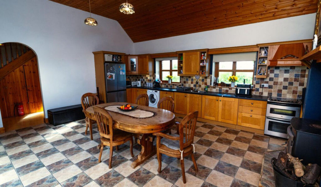 Cottages to covet in the city, suburbs and wilds of the countryside from €80k 15 Offaly Kitchen