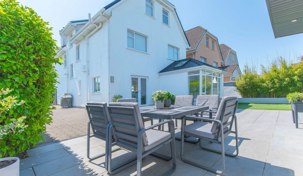 4 homes within sight of iconic GAA Stadiums for the All-Ireland season 16 Salthill Rear