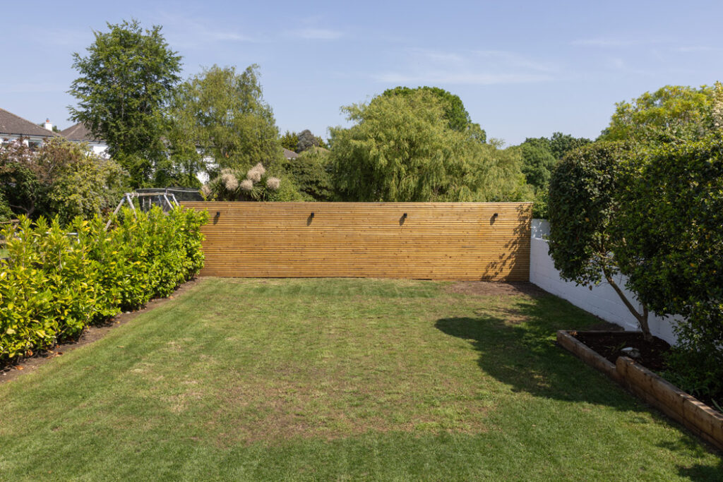 D5 bungalow whose front hides an A-rated 5-bed out back 11 St Assams Park82