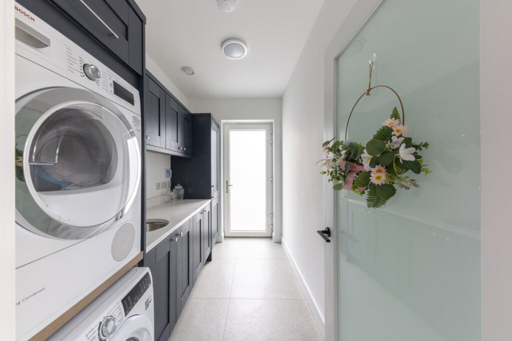 D5 bungalow whose front hides an A-rated 5-bed out back 5 St Assams Park89