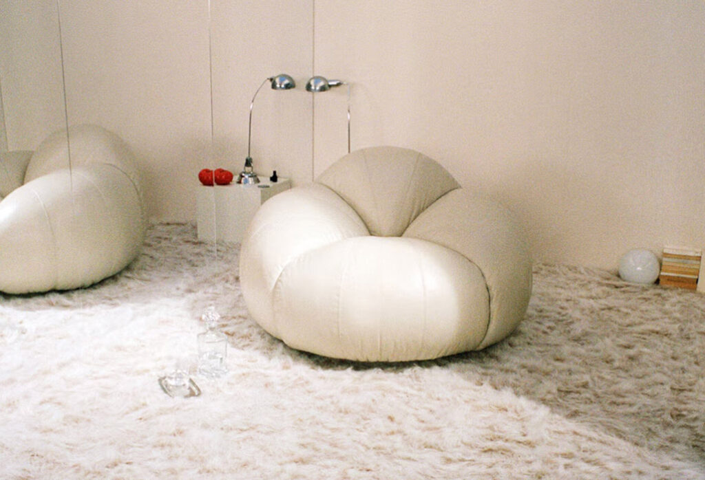 Fashion up your house with these interiors’ collaborations 1 collaborations
interiors