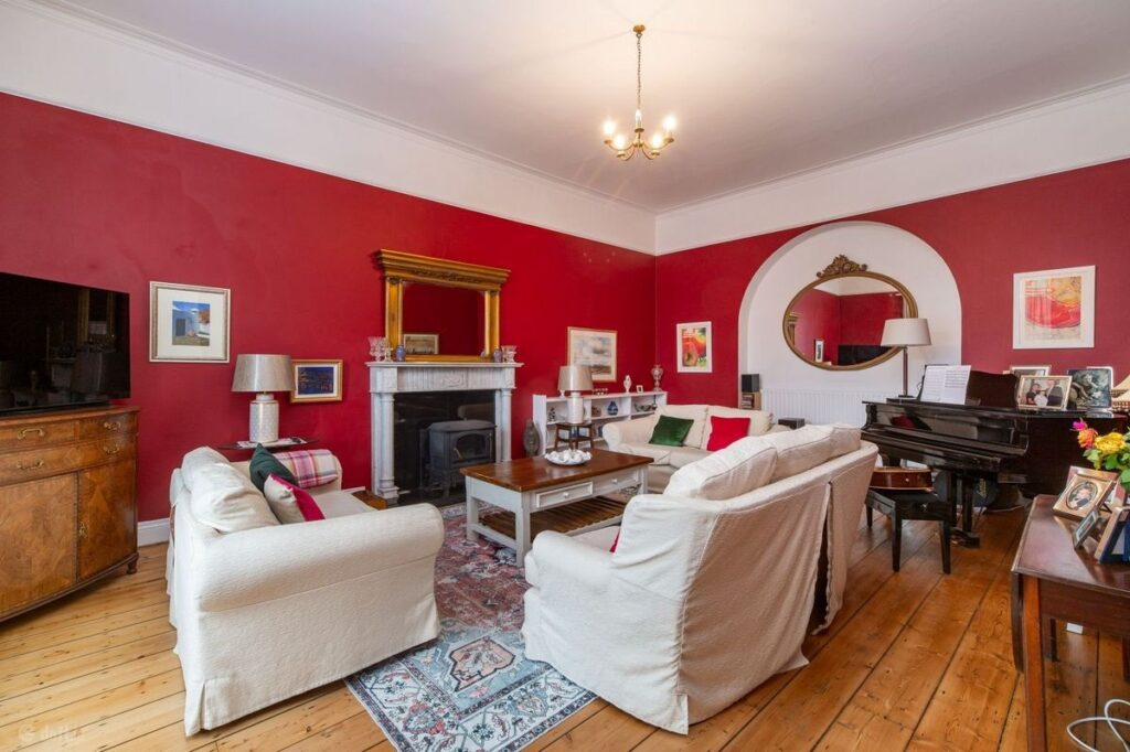 drawing room