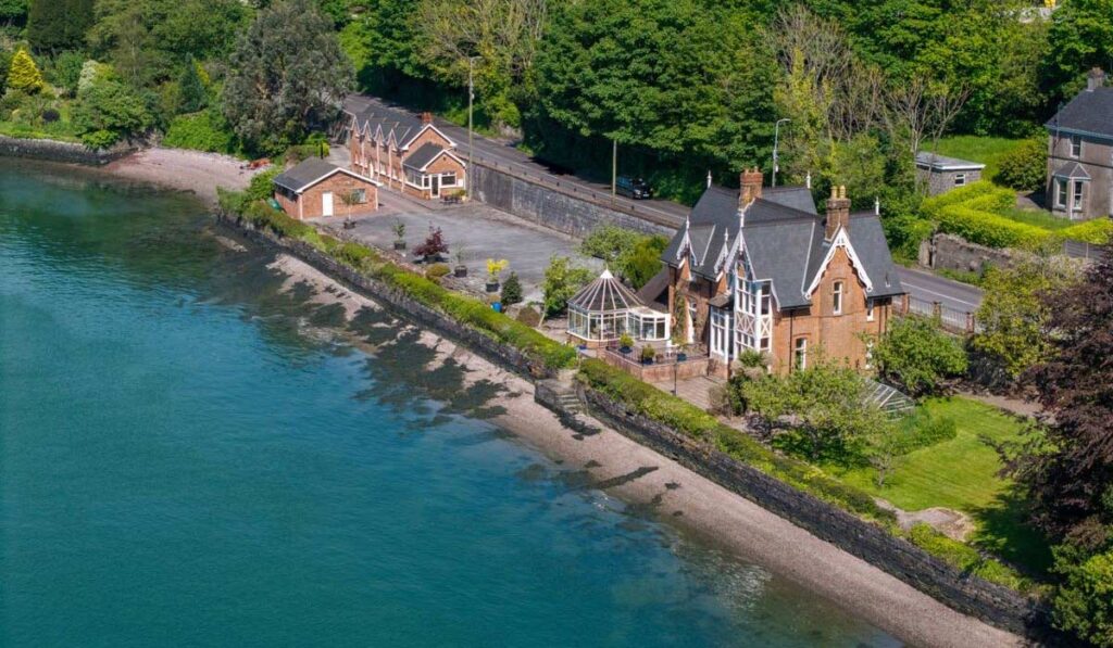 homes on the water cobh 1