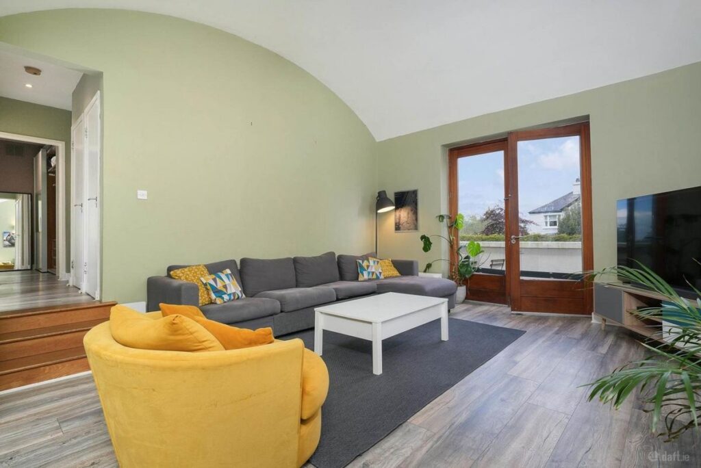living to steps to bedrooms