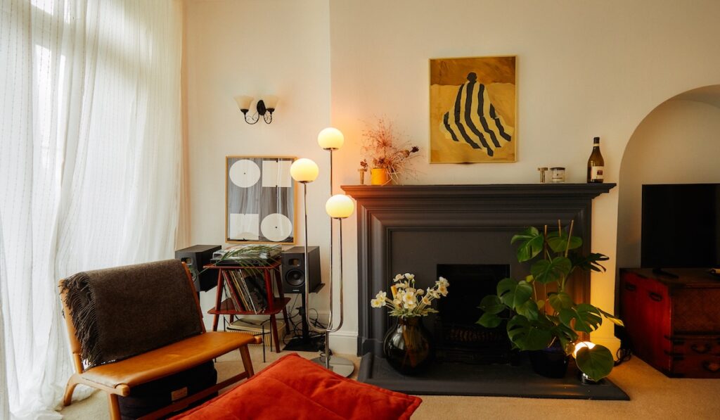 How to truly make renting feel like a home 2 How to make a rental feel like a home