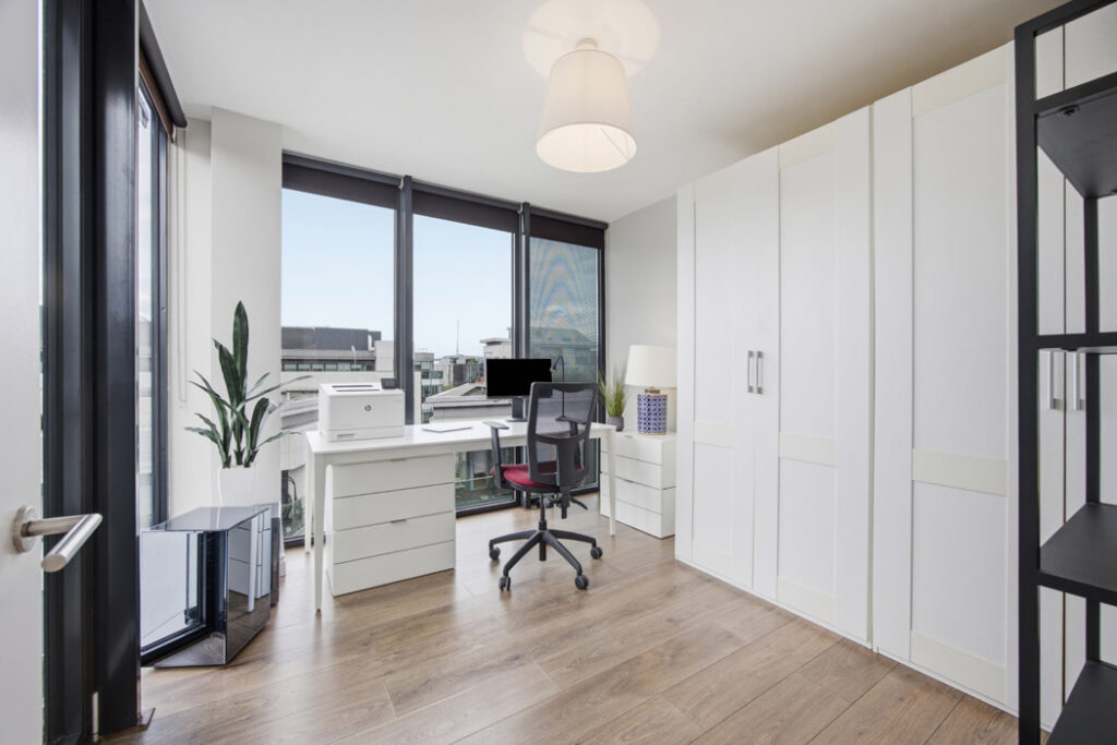 Docklands 2.0: On top of the world in a three-bedroom, 7th-floor apartment 8 105 GCR Bedroom 2