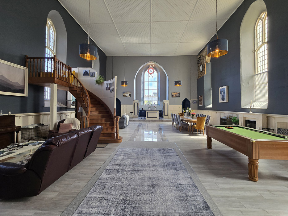 Worship this four-bed church conversion, 200m from a white sand beach 5 107