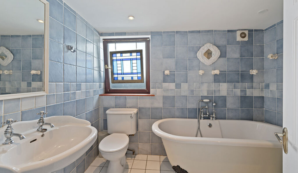 8 Castlepark Village, Kinsale, Kinsale, Co Cork.