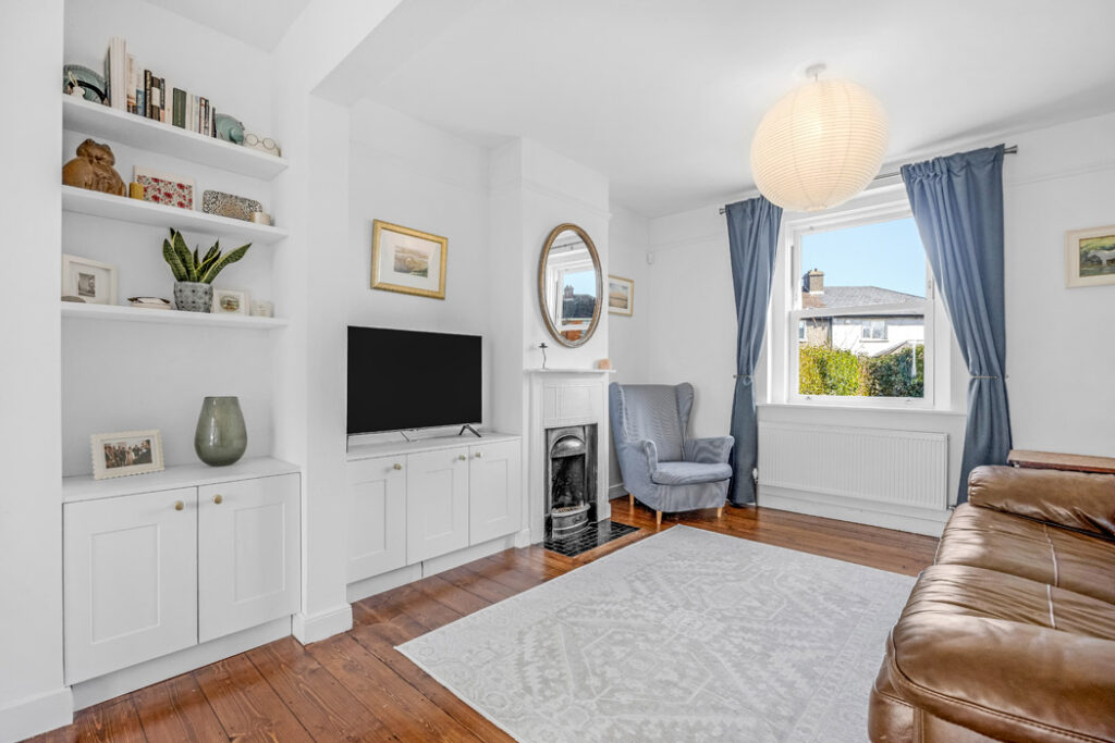 47 Larkfield Gardens 14