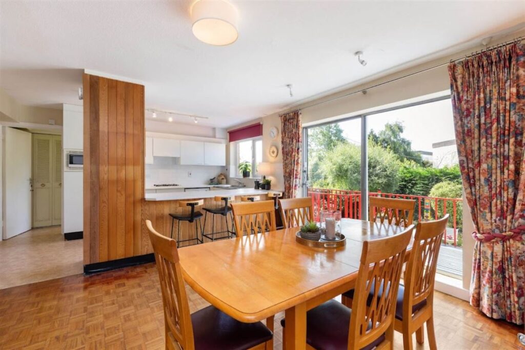 Million-euro vista or the potential to create your own Grand Design for €1.075 million 13 72370f94 44a2 47e9 8785 f4bf2b73db16 x