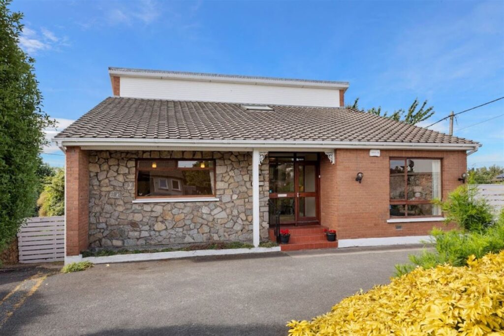 Million-euro vista or the potential to create your own Grand Design for €1.075 million 10 7fdfab27 009b 4c9f 89c9 463cce232242 x