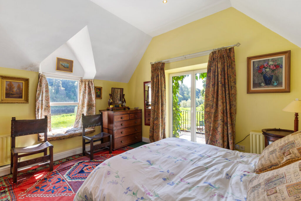 An enchanting woodland house with river swimming, seeking €700,000 6 89610 R 1 02A9418