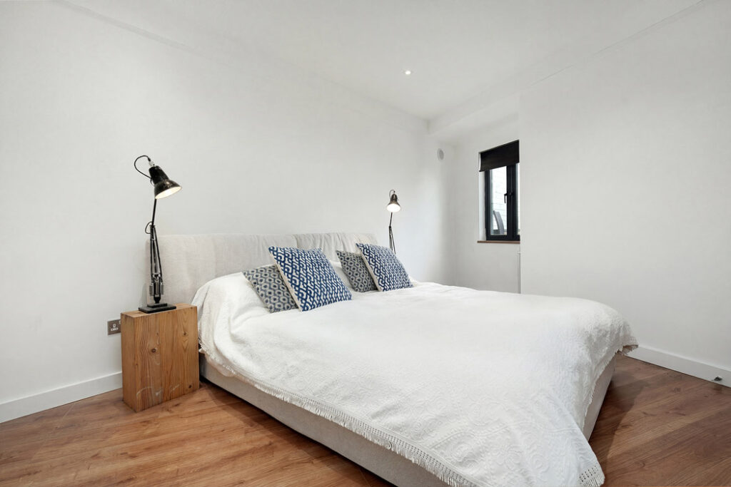 A cute Dublin 8 artisan cottage seeking €350k offers scope to extend 5 90