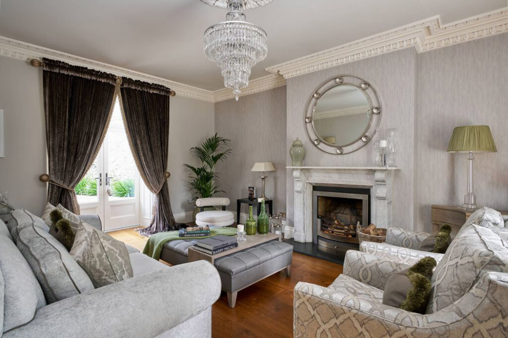 Regal Clontarf residence, Balmoral Lodge, in pristine condition, is fit for a queen. 3 AMP02350 1K JPEG