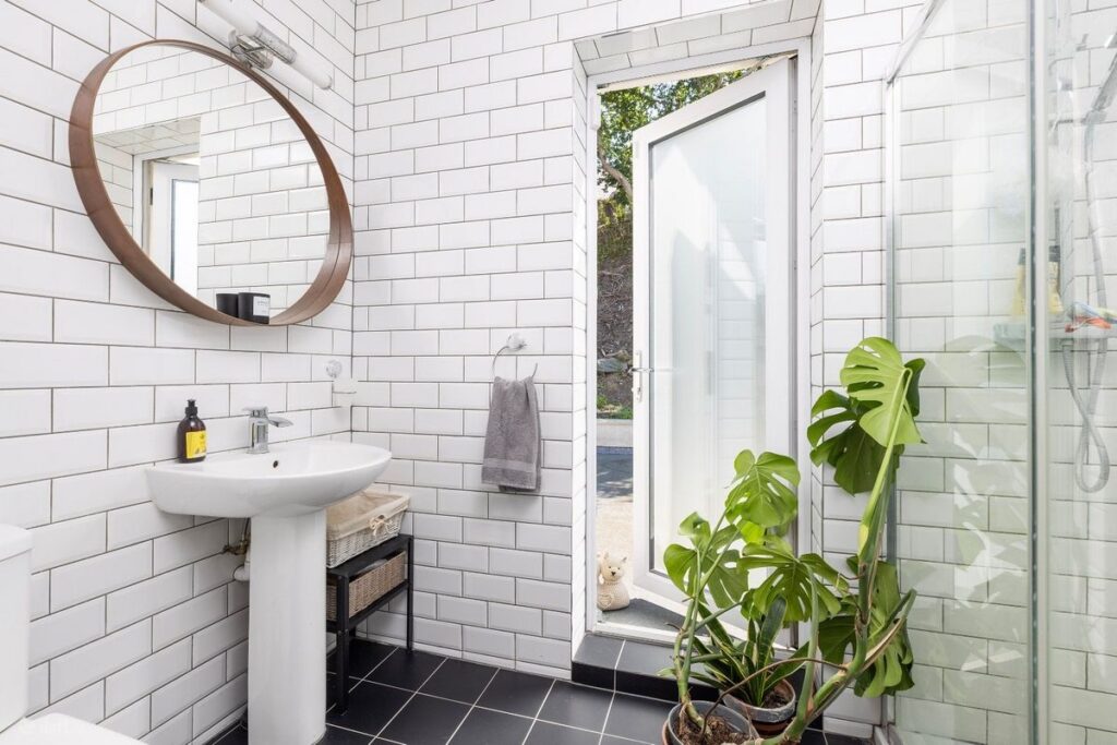 Secret gardens, riverside trails and other "Easter egg" features for €325k 9 Balbriggan door to secret terrace