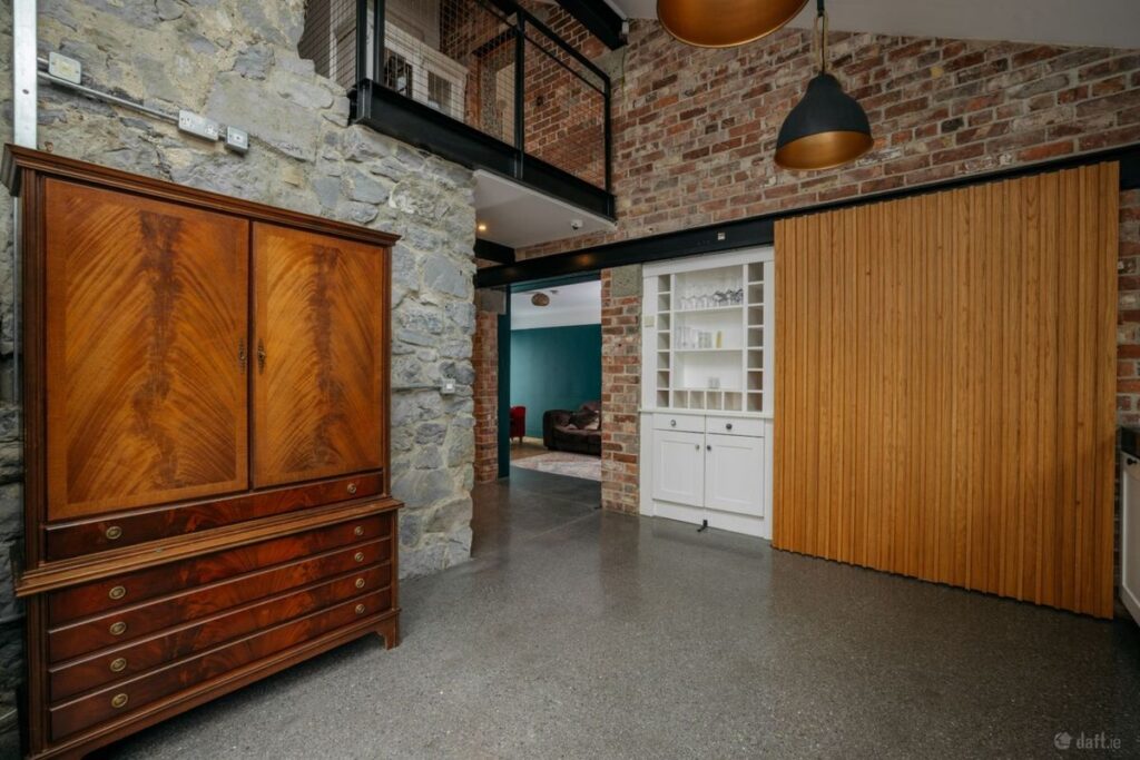 KITCHEN RSJ DOOR