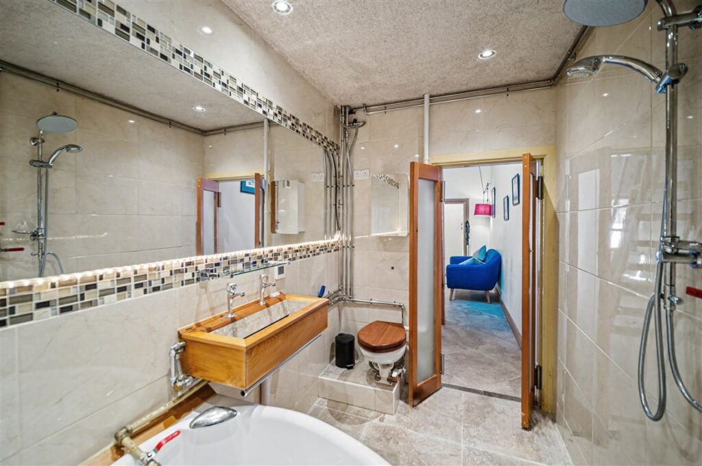 bathroom nicely appointed