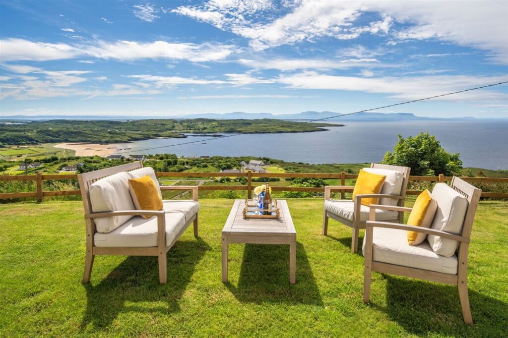 3 postcard-pretty thatched cottages, in pristine condition, starting from €455k 6 donegal view
