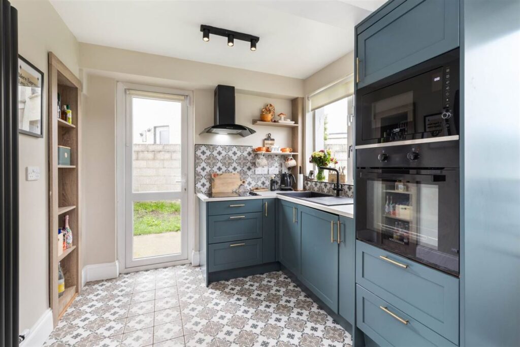 Secret gardens, riverside trails and other "Easter egg" features for €325k 2 finglas kithchen