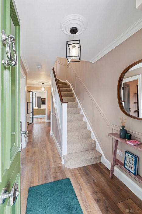 Here’s how to smartly renovate a typical D8 three-bedroom, end-terrace house 2 hall 2