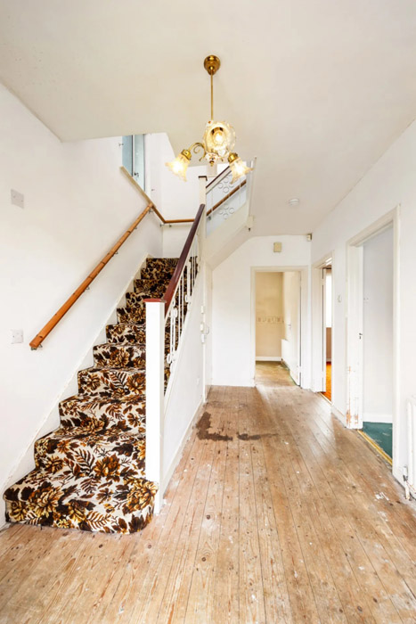 Does the renovation of this home and building to the side make financial sense? 2 hall 4