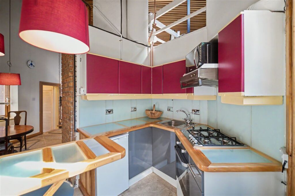 kitchen to front