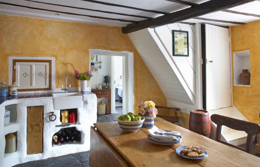 3 postcard-pretty thatched cottages, in pristine condition, starting from €455k 1 thatched cottages