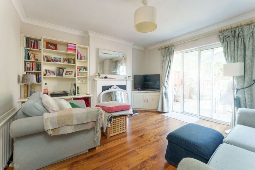 Secret gardens, riverside trails and other "Easter egg" features for €325k 12 lucan living room use