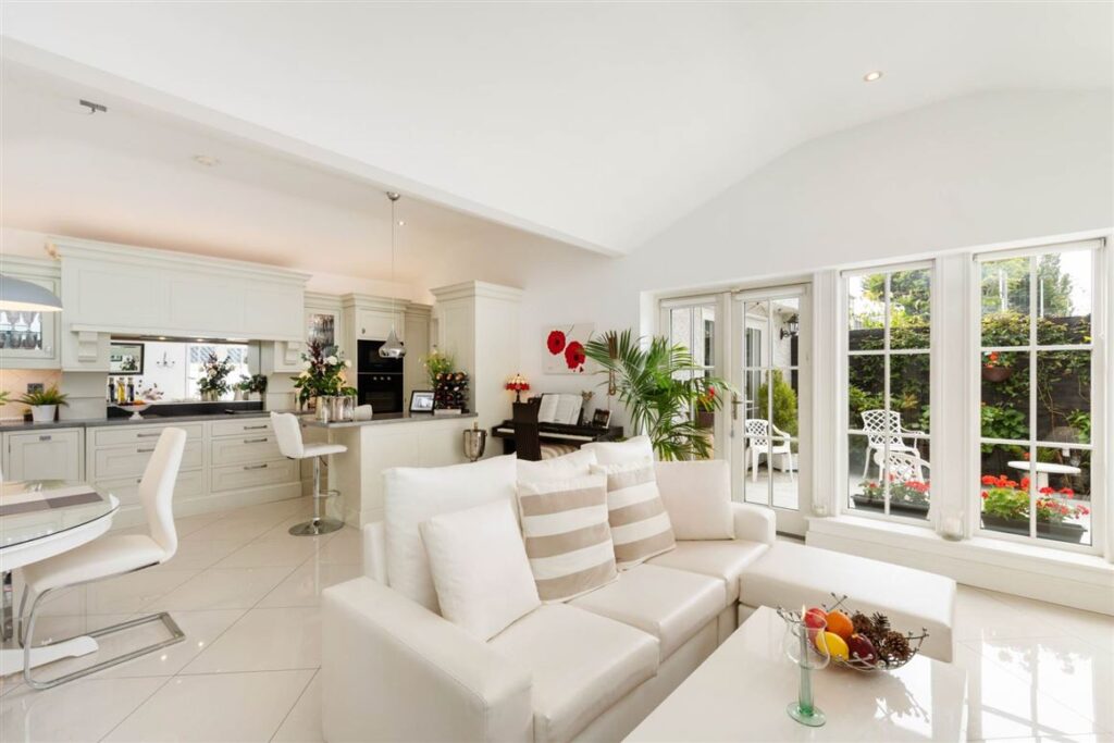 open plan kitchen living