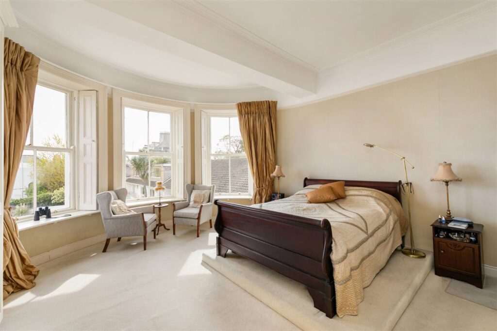 primary bedroom wide
