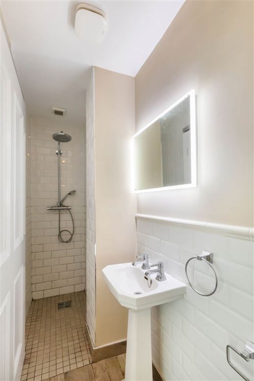An own-door, one-bedroom basement apartment in Portobello is seeking €395k 7 shower room