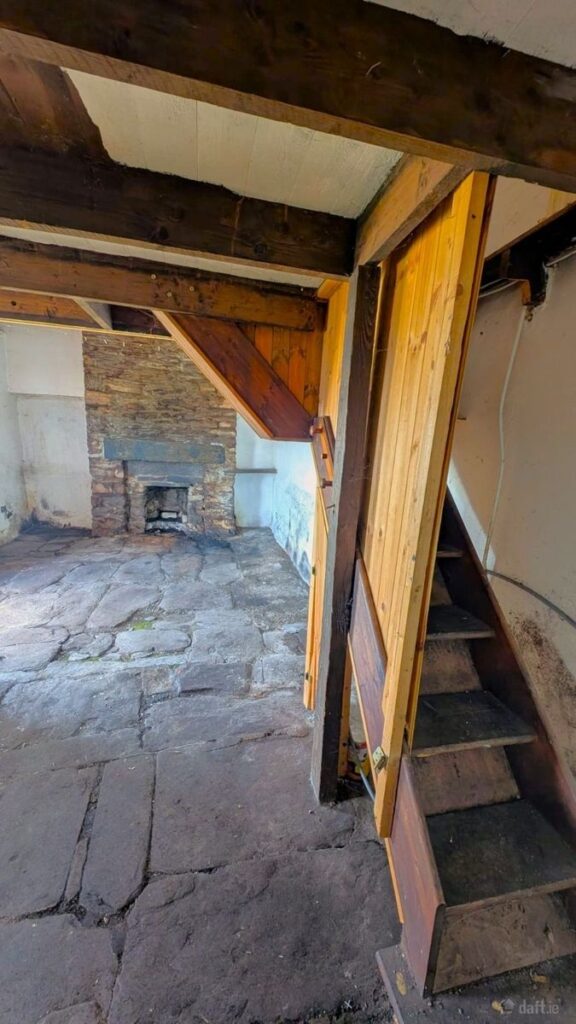 Charlie Chaplin’s daughter's tiny Kerry bolthole comes with a big backstory 7 steps up to loft