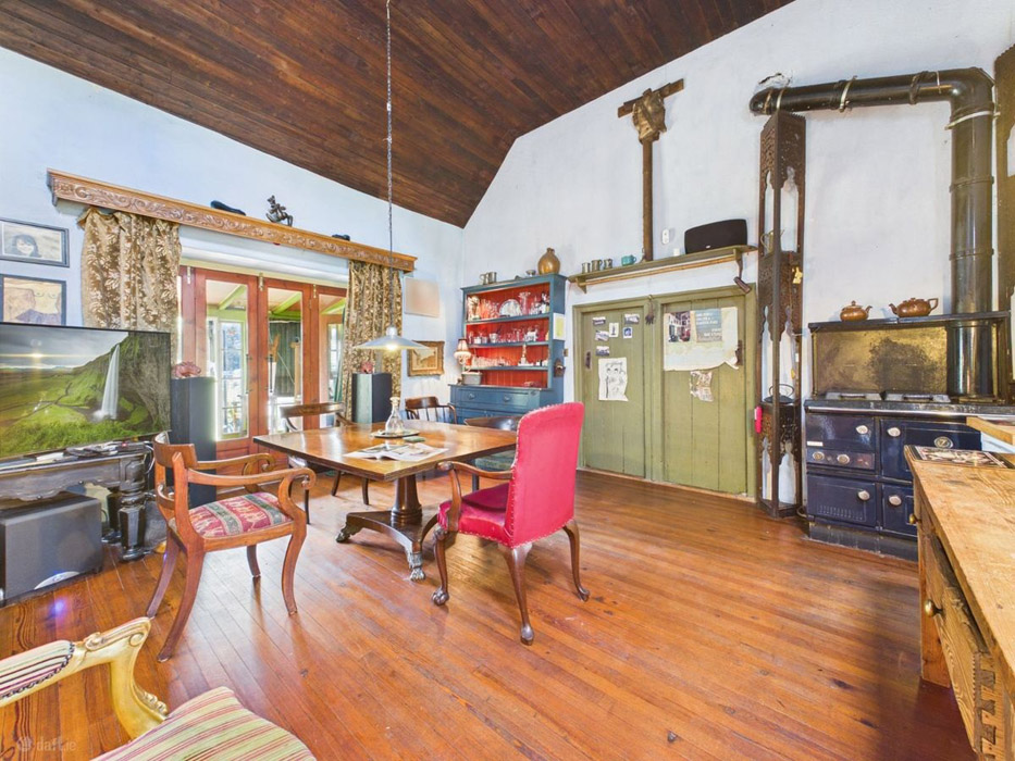 waterford living room