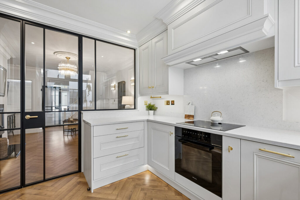 From basic short-let to luxuriously appointed two-bed in the heart of Viking Dublin, €495k 3 10 print image 11