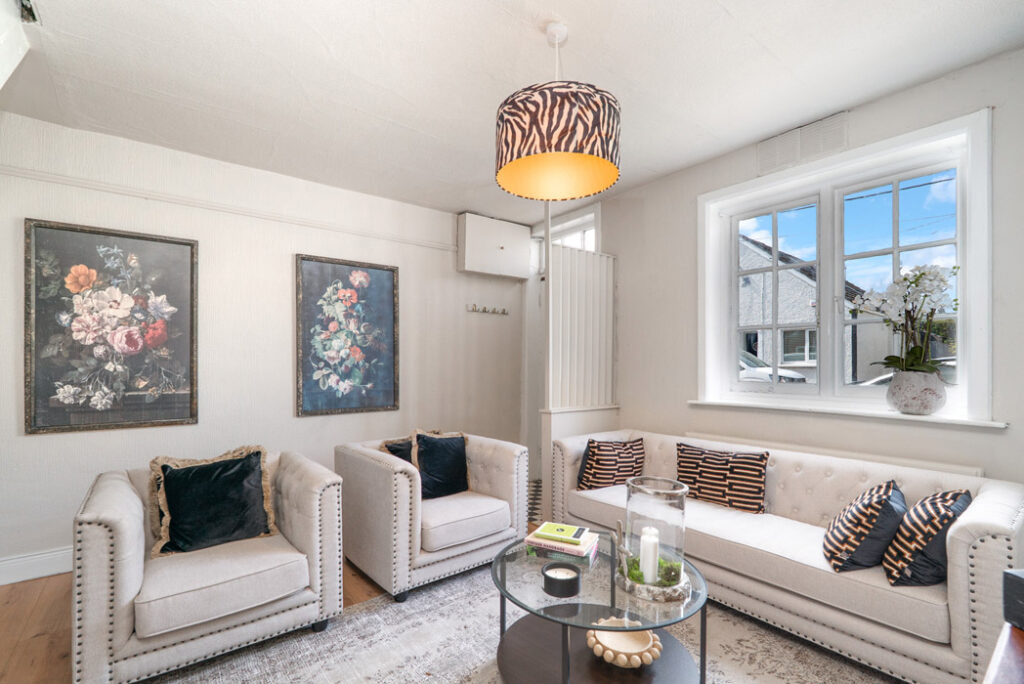 Charming and centrally located two-bed in Dun Laoghaire, €525k 2 6