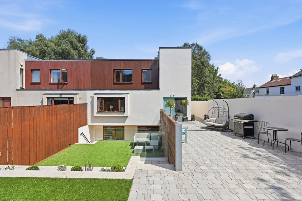 iceberg house
