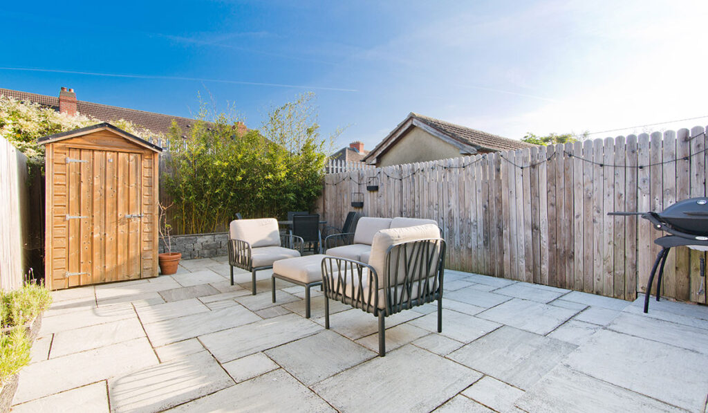 Commuter-friendly Quarters: Three turnkey terrace homes near Dublin City centre 5 91238 R 1 Garden 1