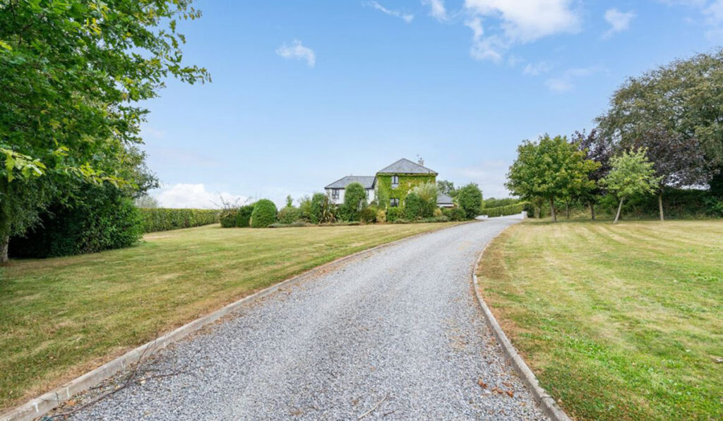 Athy Driveway