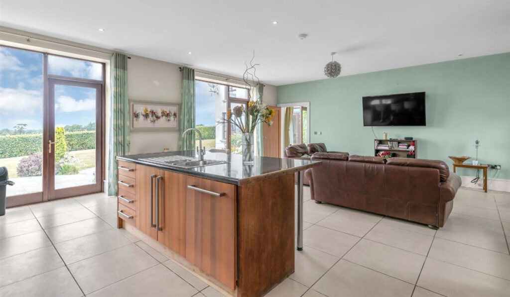 Athy Living room