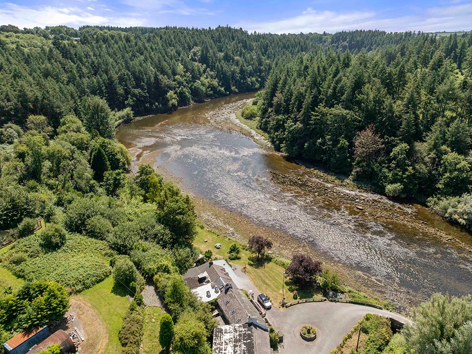 Riverside three-bed 1900s cottage in captivating setting, €350k 2 Millers Cottage 4