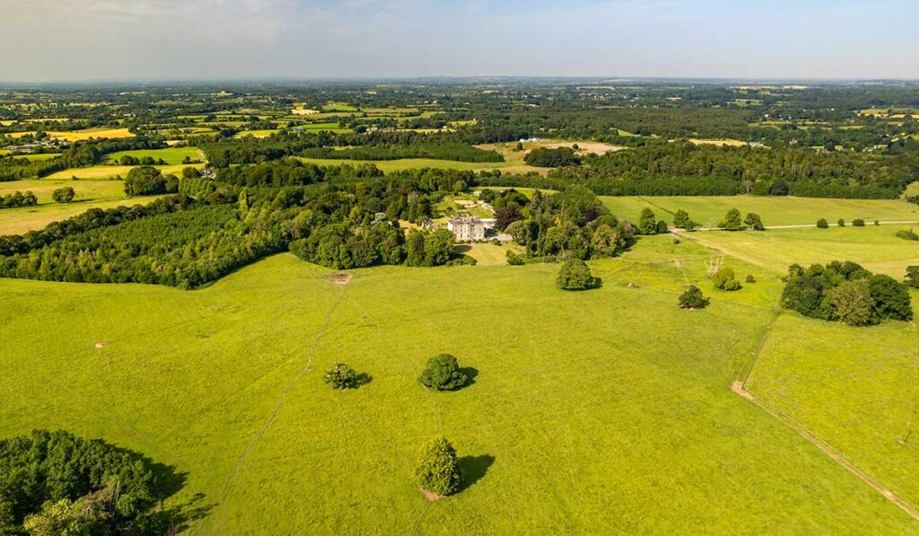 Italianate mansion in Meath: 720-acre country estate hits market for €14.5 million 2 Rahinstown Estate