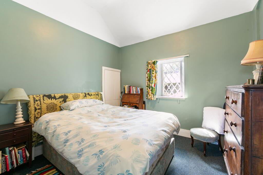 bedroom main